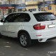 замовити білий джип BMW X5