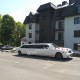 лімузин очкарик біля готелю швейцарія рівне